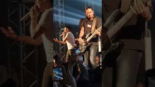 Ariel Noah Bercerita Sendu  Mendekati Lugu  Konser Noah Mencari Cinta