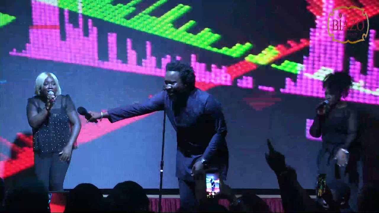sonnie badu instagram Sonnie Badu 3 of 7 @JHDC 2018 BIAZO Concert