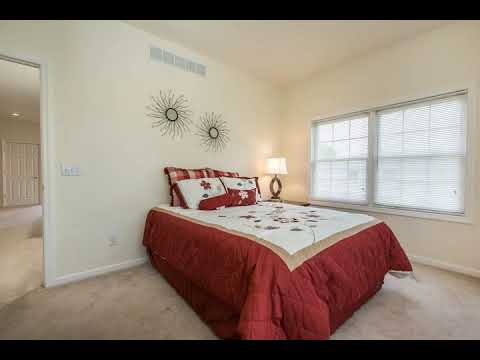 1392 Oak Park, Dubuque, IA home video tour