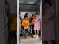 Pregnant women receive care and attention [STRONGMAN] #strongman #respect #kindness #hero #help