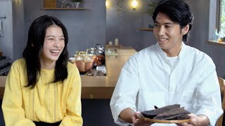 賀来賢人&出口夏希、本物のかつお節に驚き！みそ汁の香りやおいしさに笑顔を交わす／味の素「ほんだし」CM＋メイキング・インタビュー