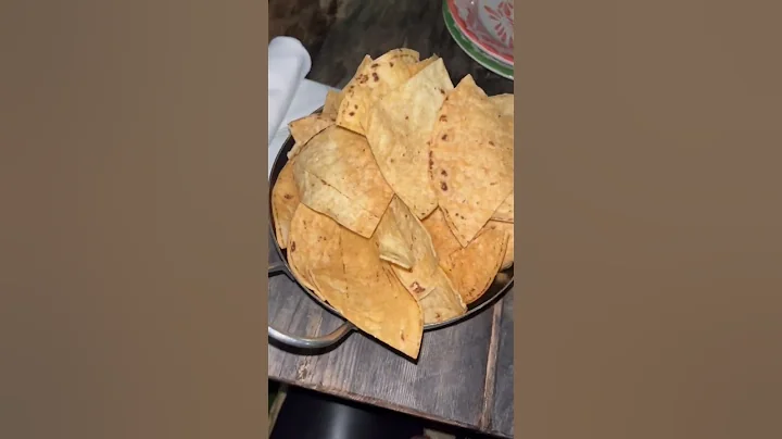 Hey you guys come with us to Taco Craft in Ft. Lau...