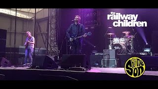 The Railway Children - Brighter, Live @ Shiiine On Weekender 2016