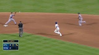 ATL@NYM: La Stella, Simmons turn double play in 8th