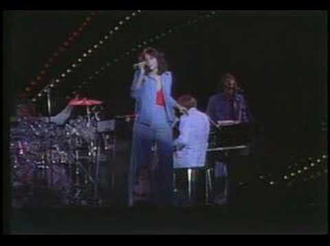 Carpenters - Live at Budokan 1974 (part 1) - YouTube