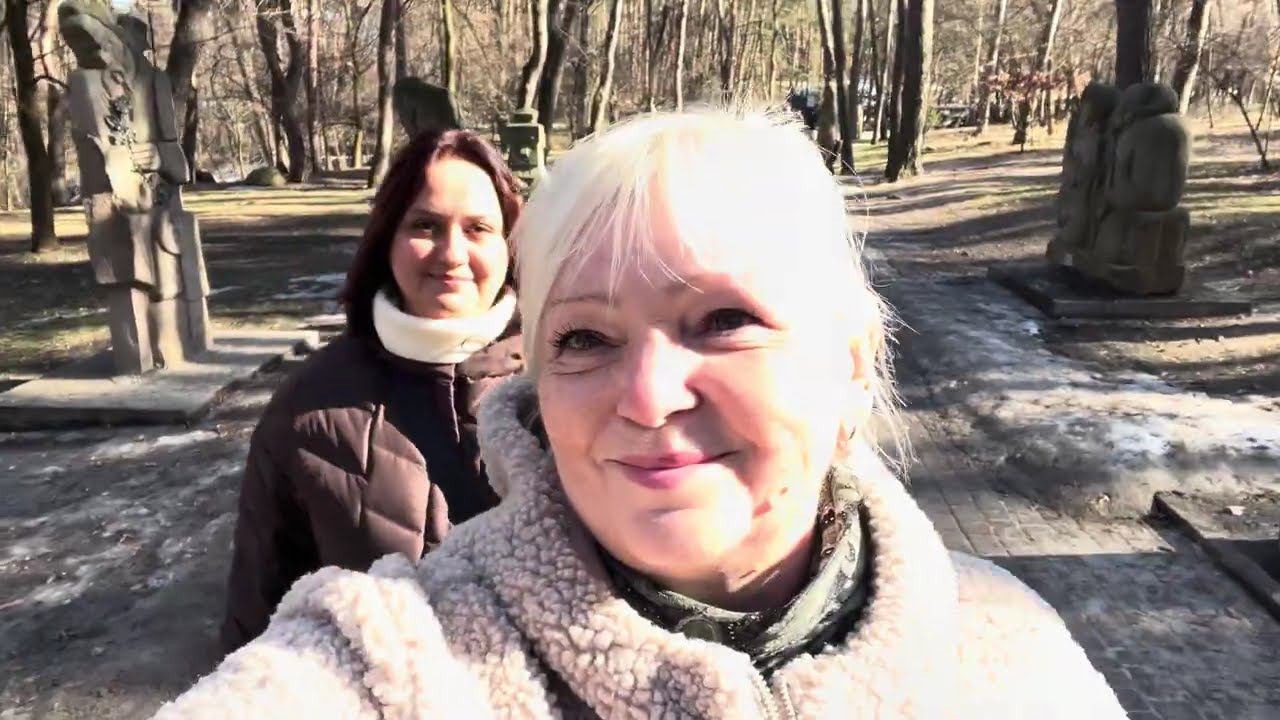 Як пройшло моє 8 березня 🌷 Привітала маму, прогулянка, ресторан і кіно» 8.03.2026