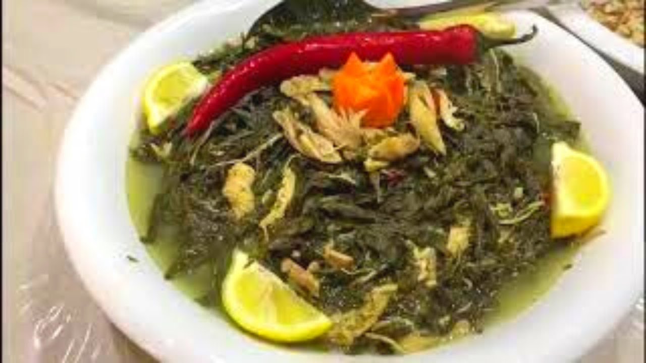طريقة عمل الملوخية اليابسة بالدجاج عالطريقة اللبنانية - How to make Lebanese Molokhia