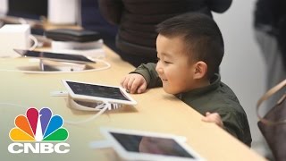 Crucial Product Change Hiding In Latest Apple Launch: Bottom Line | CNBC screenshot 3