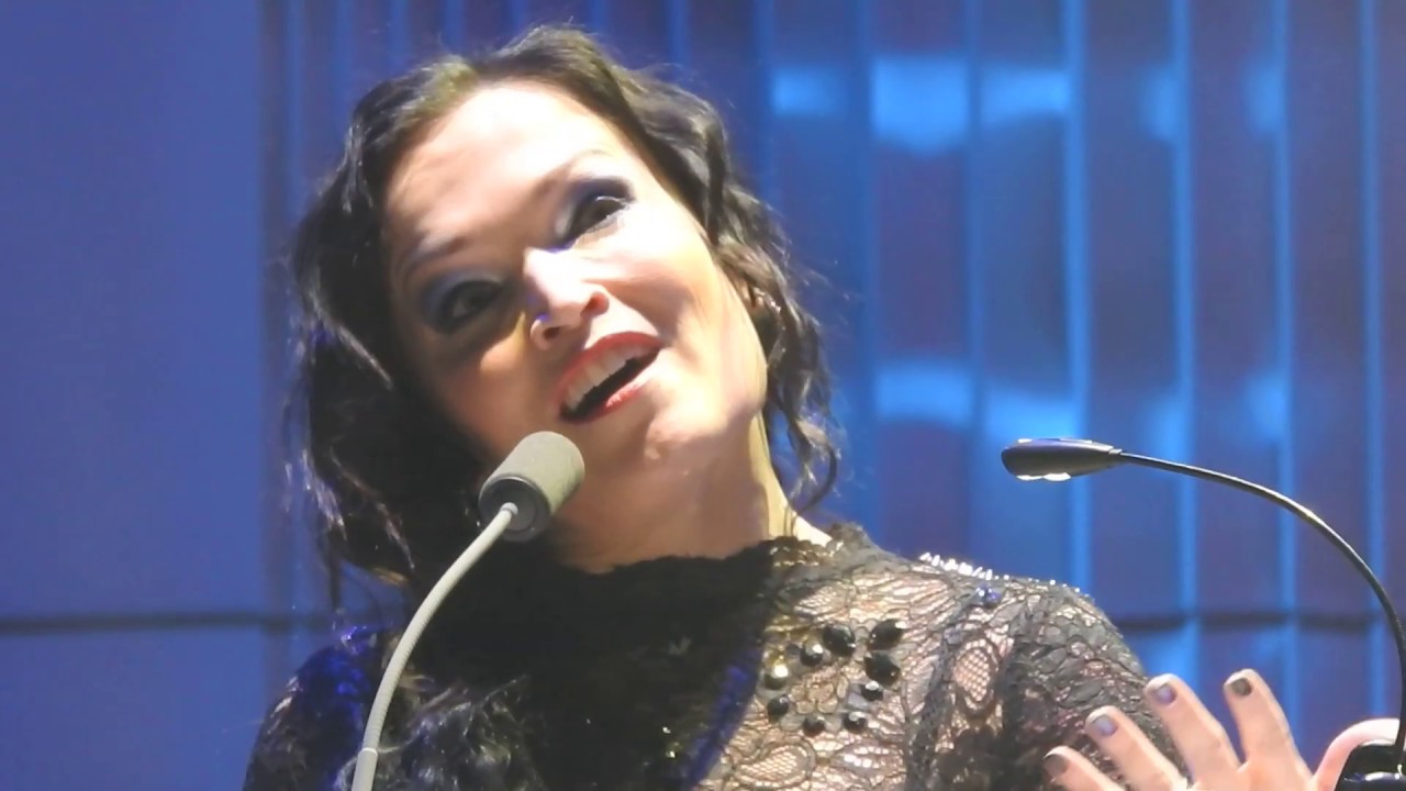 Tarja - Holy Night (Live in Zlín)