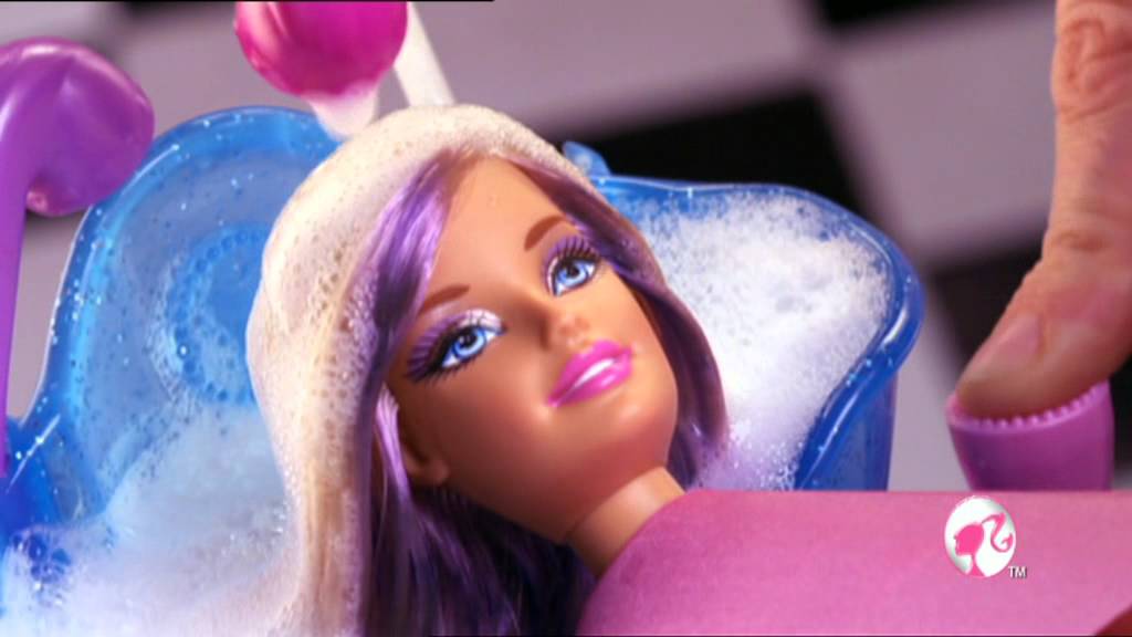 Barbie Studio Fryzjerskie Zestaw Z Lalką Barbie Studio Fryzjerskie Zestaw Z Lalką