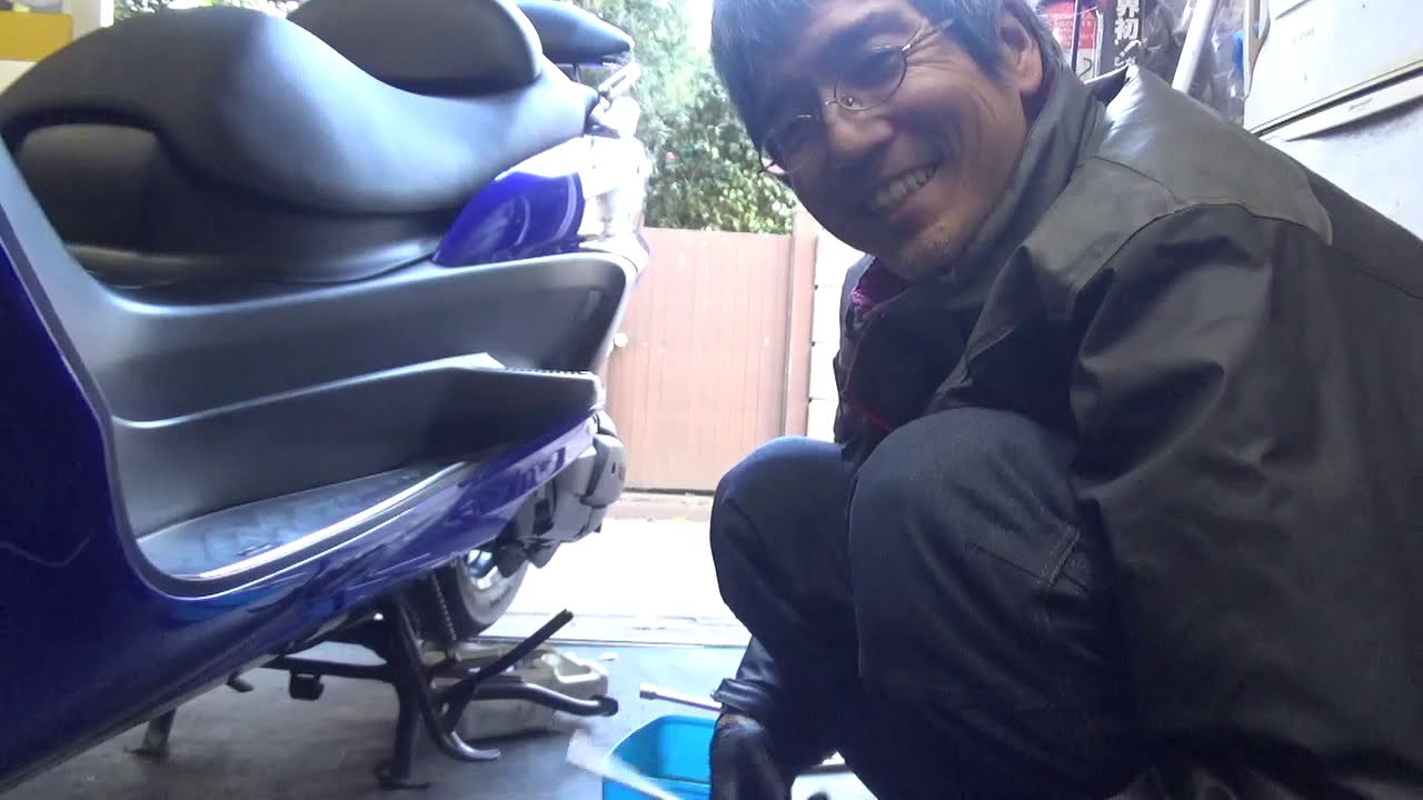 ⭐ヤマハグランドマジェスティ250　パールホワイト　SG15J　油脂類交換　ノーマル File:YAMAHA GRAND MAJESTY250(SG15J)01.jpg - Wikimedia Commons