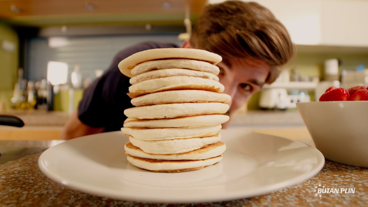 Ameriške palačinke, vanilijeva krema in flambirane jagode - Bruno Šulman - D'BROONCH in Butan Plin