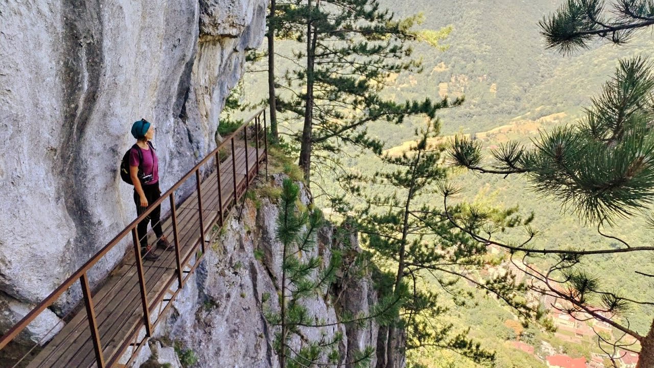 Puntea suspendata, Varful Domogled, vf Zascol, vf Arjana| Catarare in toata regula