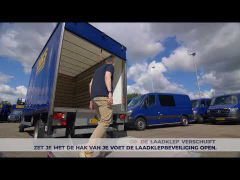 Video: Hoe gebruik je een laadklep op een vrachtwagen?