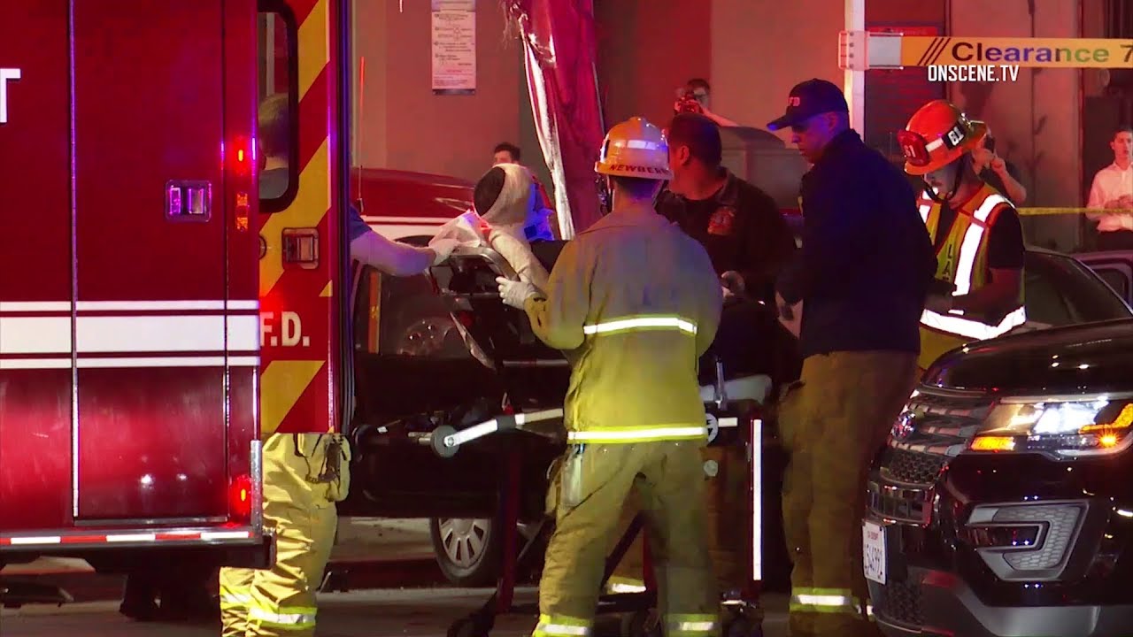 Officers Injured After Pursuit Crash In Los Angeles - YouTube