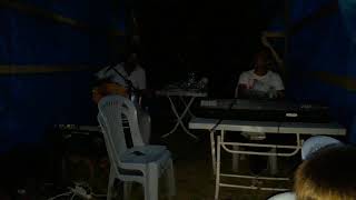 Sarı Saçlı Mavi Gözlüm