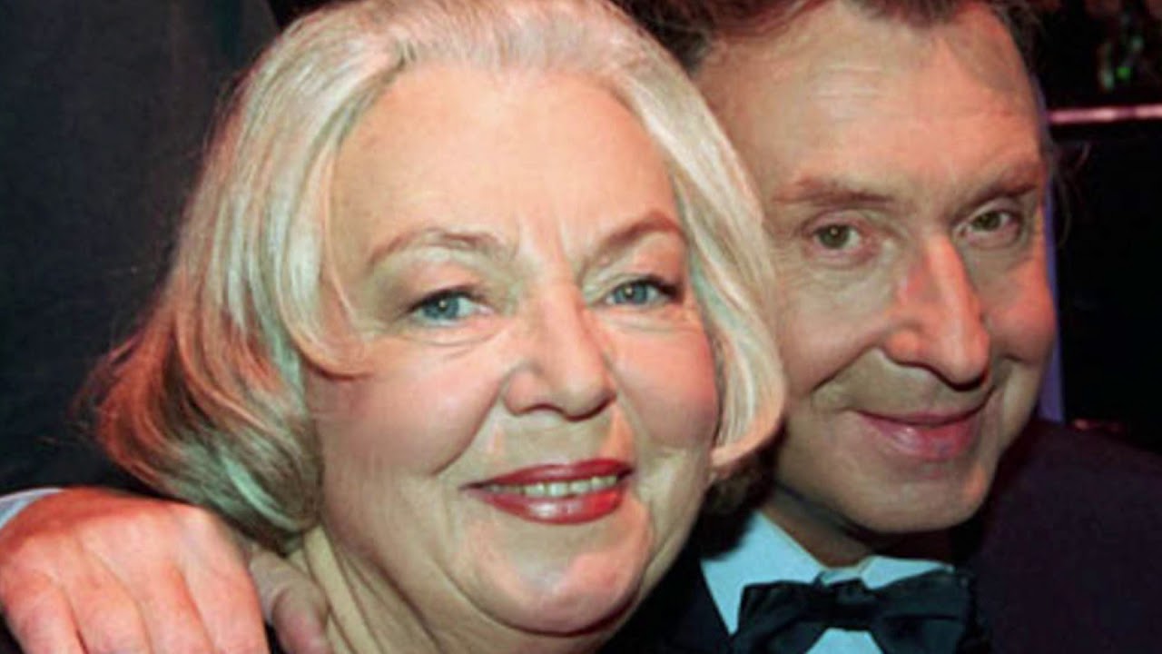 DER FAMILIENFLUCH DES ALEXANDER-CLANS