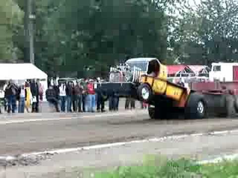 Busy Bee Test Pull Berthierville Sep 20th 2008