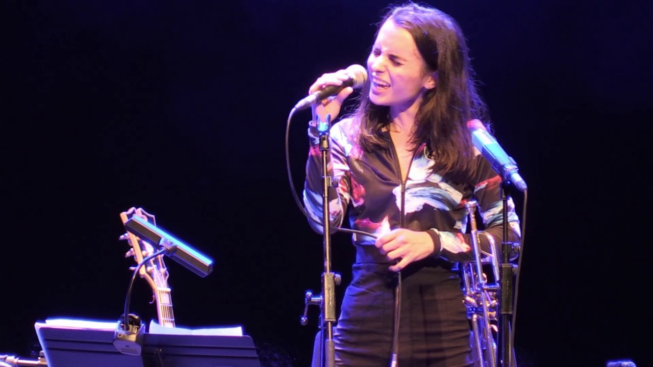 Andrea Motis presenta 