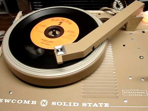 Daddy Cool by The Rays 1957  Played on a Newcomb record player