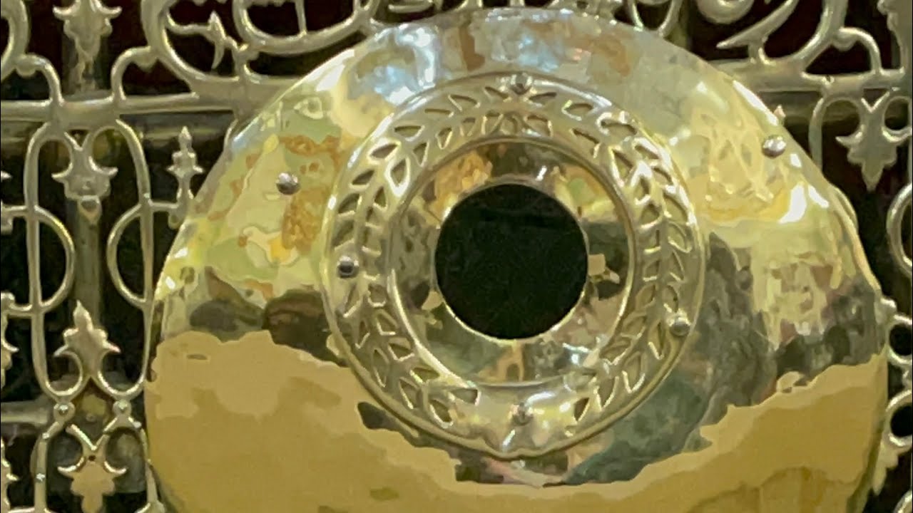 SubhanAllah - Roza E Rasool (SAWW) Ziyarat, Golden Jaliyan, Medina Pak, Haram Pak