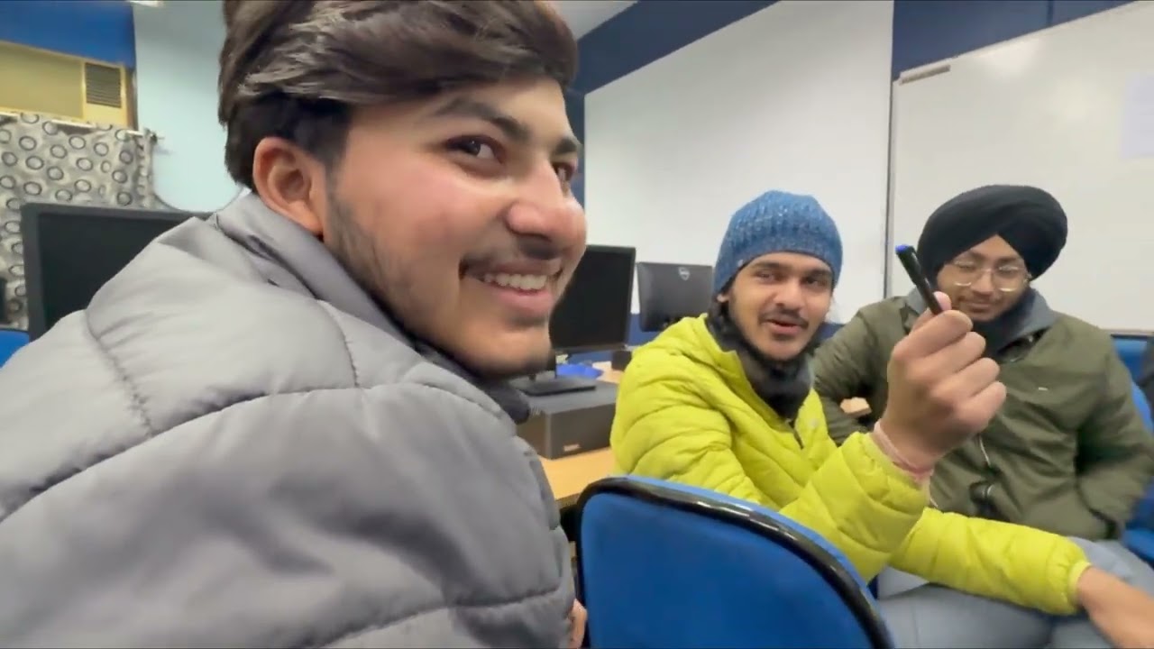 Bhot Dino Baad College Ke Dosto Se Milna Ho Gaya 