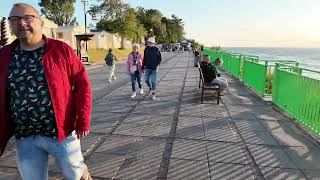 Download Lagu Ten widok Cię zaskoczy – Rewal od klifów po deptak! Lato 2025 [4K] MP3