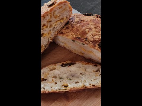 Jalapeno Cheddar Cheese Bread #jalapeño #breadrecipe #breadrecipes