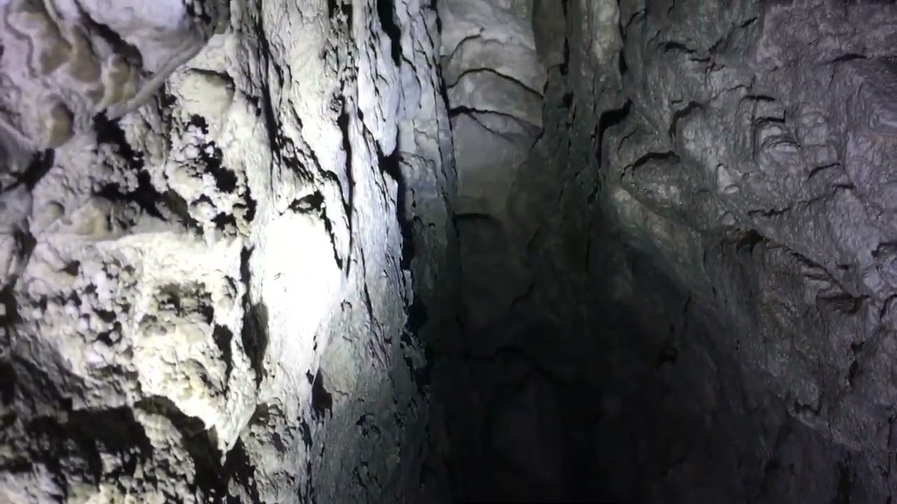 Č1-Prieskum jaskyne v Dutej skaleGPS-48°58'44.700"N 18°43'32.584"E