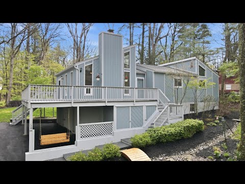 1238 Glenbrook Rd, Bartonsville, PA home video tour