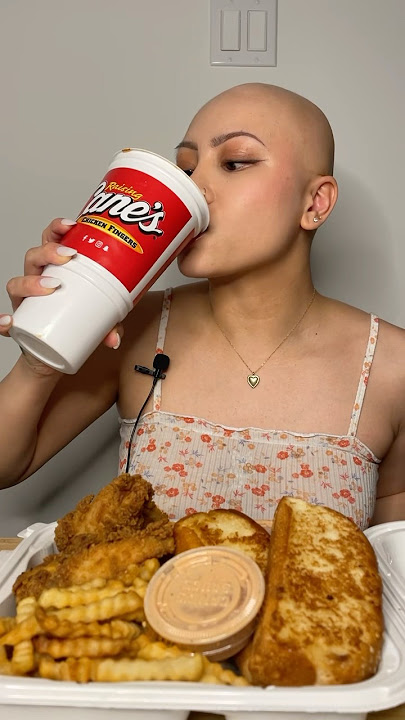DRINKING CANES SAUCE?!?!🍗🥤 #shorts #mukbang #friedchicken #raisingcanes