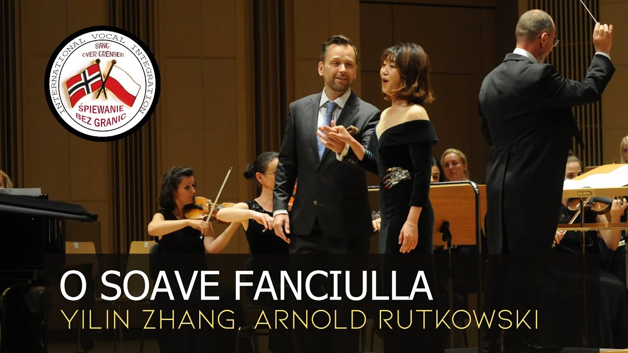Guarda G.PUCCINI – „O SOAVE FANCIULLA” - La Boheme –YILIN ZHANG, ARNOLD RUTKOWSKI - SINGING WITHOUT BORDERS su YouTube Guarda G.PUCCINI – „O SOAVE FANCIULLA” - La Boheme –YILIN ZHANG, ARNOLD RUTKOWSKI - SINGING WITHOUT BORDERS su YouTube