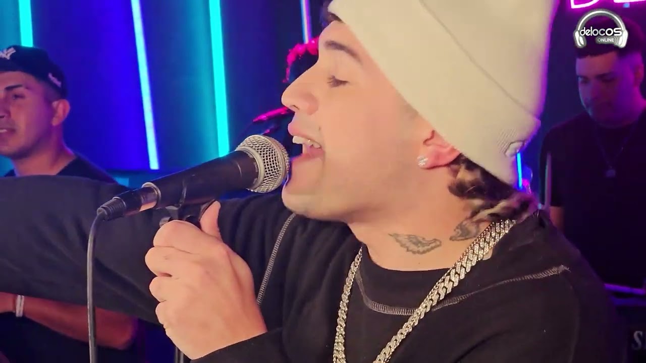 Simon Aguirre | FERXXO 100 (De Locos Online)