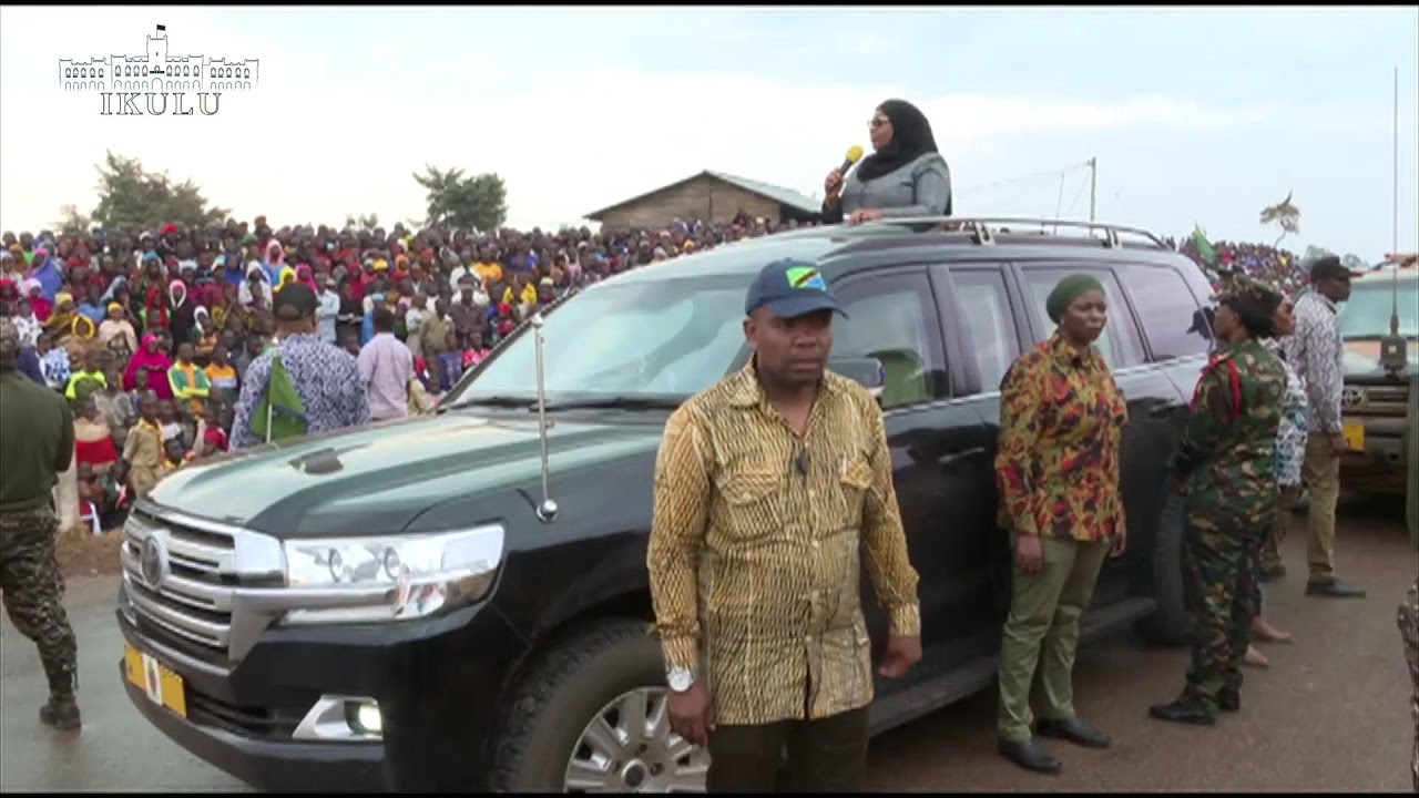 MHE. RAIS SAMIA AKIWASALIMIA WANANCHI WA KALINZI KIGOMA