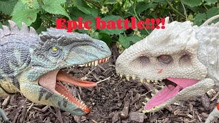 Jurassic World in epic battle, Indominus Rex versus giganotosaurus!