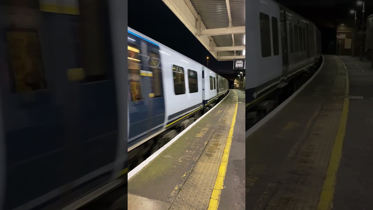 Richmond Upon Thames London Train Station UK Sourhwestern Railway