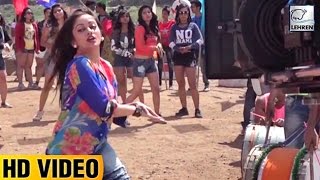 Manasi Naiks Latest Dance Video Lehren Marathi