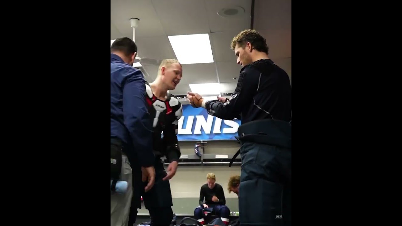 The USA locker room after beating Canada 🔥 (via @usahockey/IG)