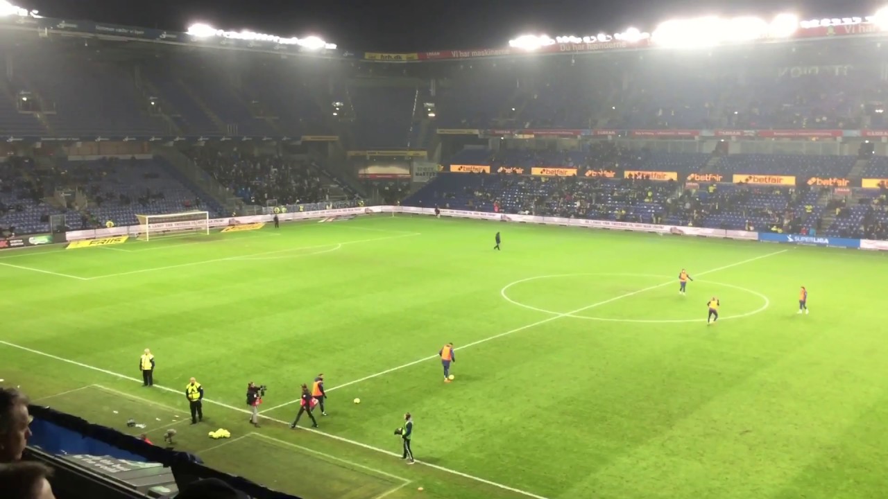 John Faxe Jensen hyldes BIF