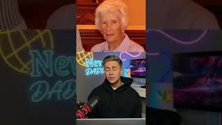 95 yr old woman was tased by police 😳