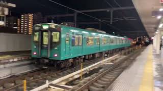 加古川駅を発車する加古川線103系(3500番台)