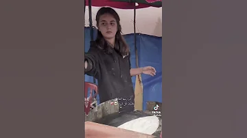 من زينها الطاغي يغارون كل الزيان 
