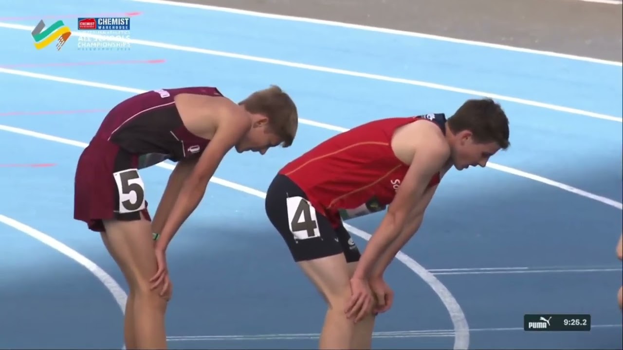 Australian All Schools Mens U15 3000m Finish