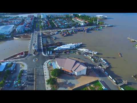 TLV: Đáp lời đồng ý. Quan sát tranh, trả lời câu hỏi - Tiếng việt lớp 2