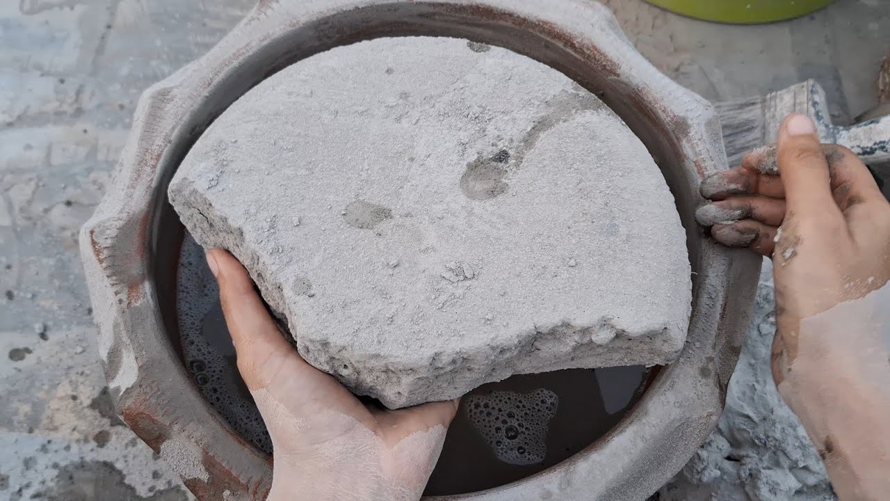 New video Gachi dirt dry&water clay pot crumbling satisfying