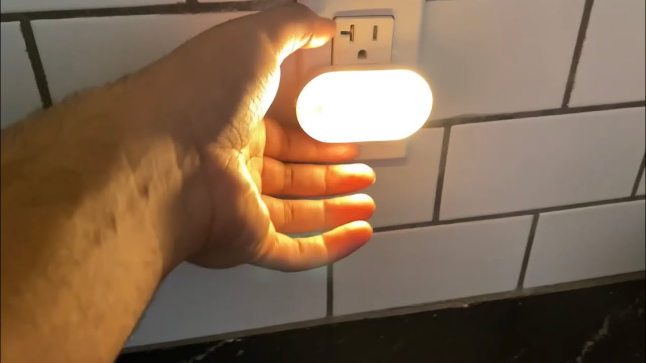 AUVON Motion Sensor Warm Night Light Review