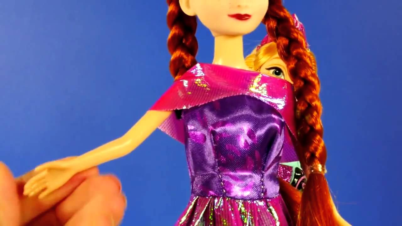 Disney Frozen FAKE Barbie Dolls vs Real Queen Elsa and Princess Anna