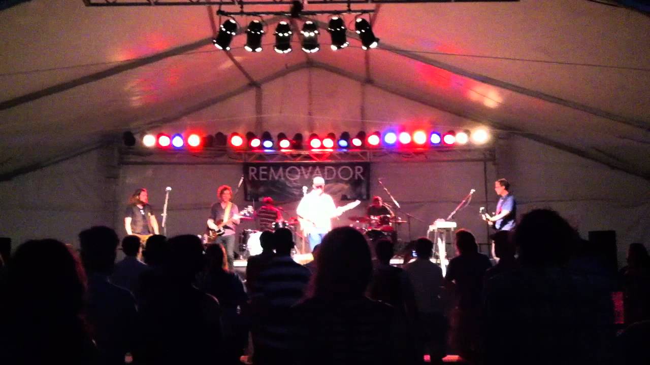 YouTube에서 Jim James Performs "Rincon" with Floating Action at Forecastle Festival 2012 보기 YouTube에서 Jim James Performs "Rincon" with Floating Action at Forecastle Festival 2012 보기