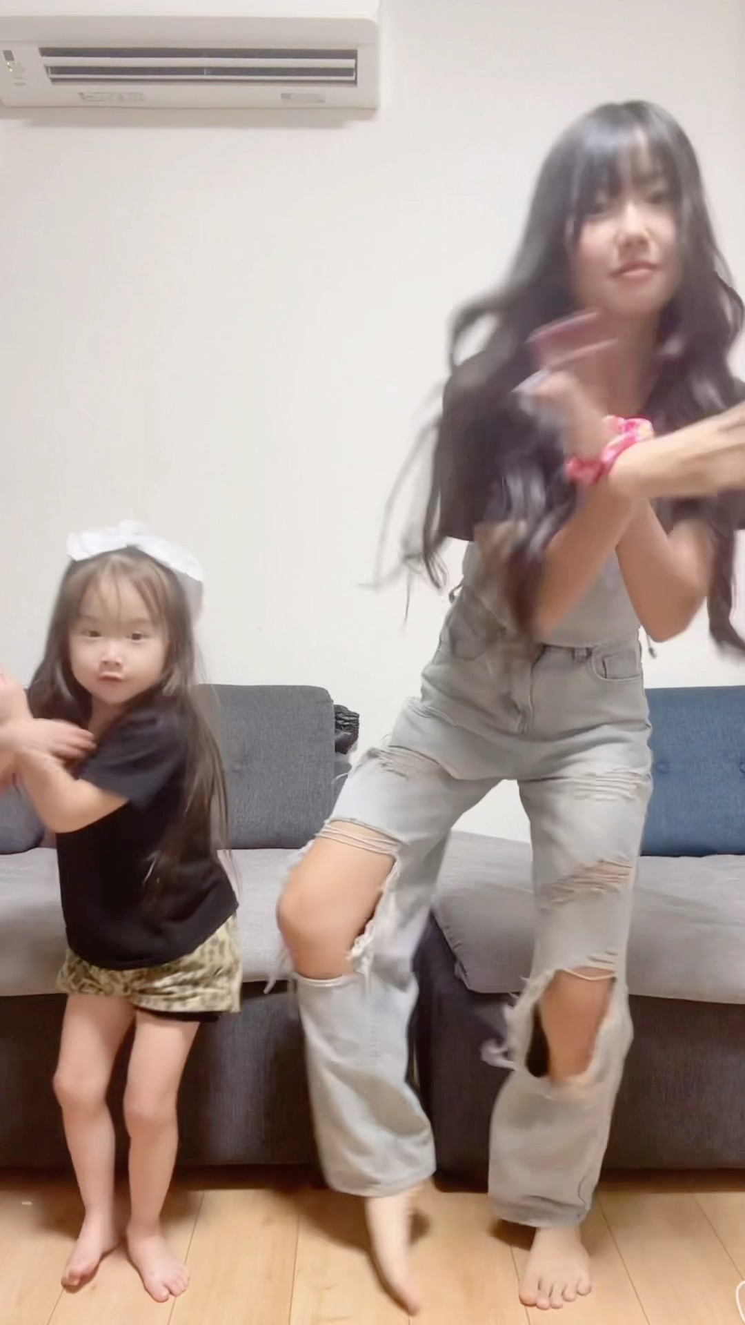 YutchanFamily - YouTube