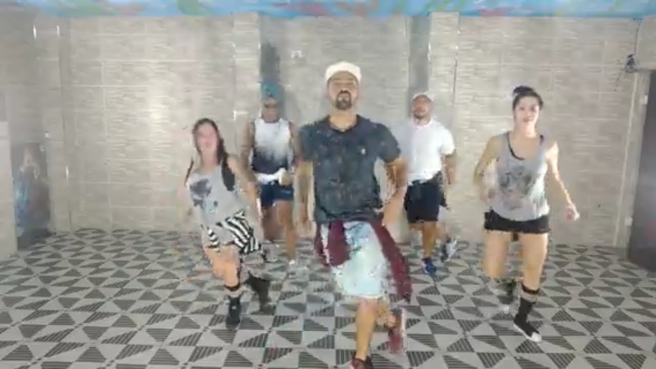 Pump Up The Jam - Technotronic - Coreografia Prof. Beto Oliveira